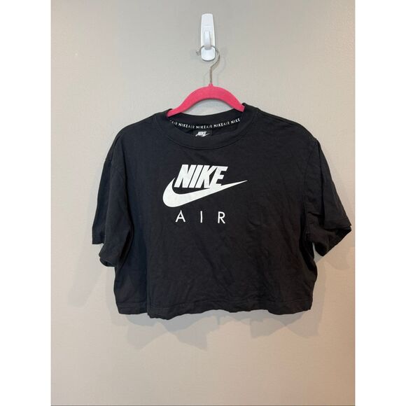Black Cropped Nike Air T-Shirt Small - Picture 1 of 6